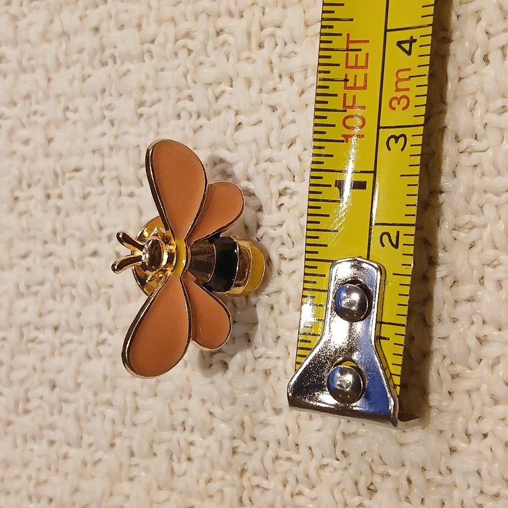 NEW Enamel Bee Pin - Picture 3 of 4